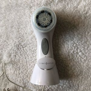 Clarisonic Aria with Charging Base/Cord